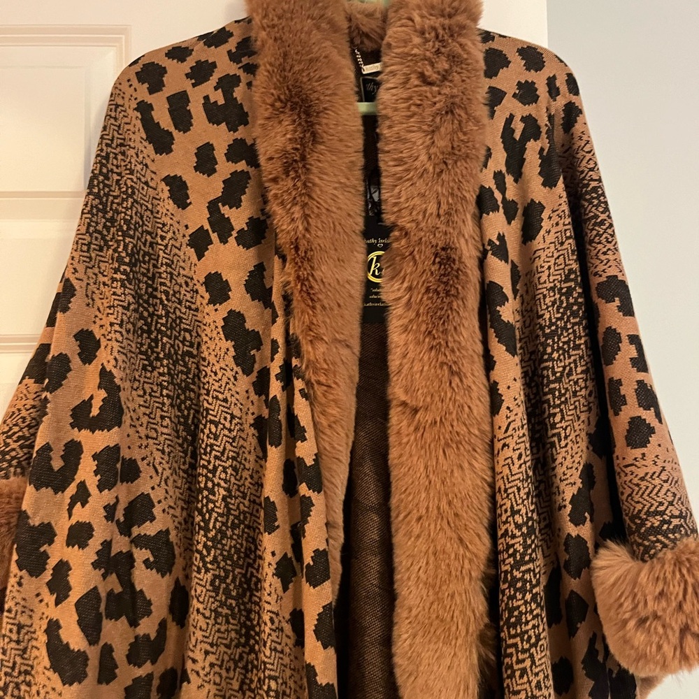 Kathy Ireland faux fur wrap